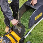 DeWalt DCMW564N-XJ Akkus fűnyíró 18V akku és töltő nélkül, 48cm