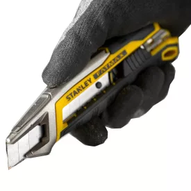   Stanley FMHT10594-0 Kés 18mm, lock gombbal és pengetörővel