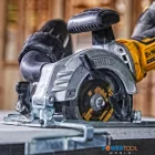 DeWalt  DCS571NT-XJ Akkus körfűrész 18V akku és töltő nélkül TSTAK