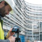 Bosch  GLM100-25C Lézeres távolságmérő 100m (piros) 0601072Y00