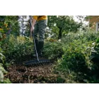 Fiskars  Solid Univerzális kerti gereblye nyéllel (1003466)