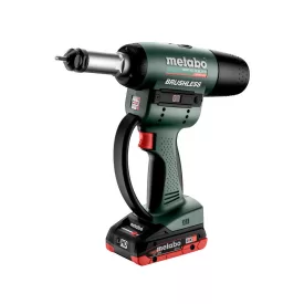   Metabo  NMP18LTXBLM10 Akkus szegecsanya pisztoly 2X18V/4,0Ah 601788800