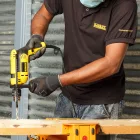 DeWalt  DWD024-QS Ütvefúrógép 701W karton