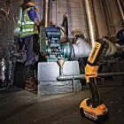 DeWalt  DCL050-XJ Akkus LED lámpa 18V XR Li-ion akku és töltő nélkül
